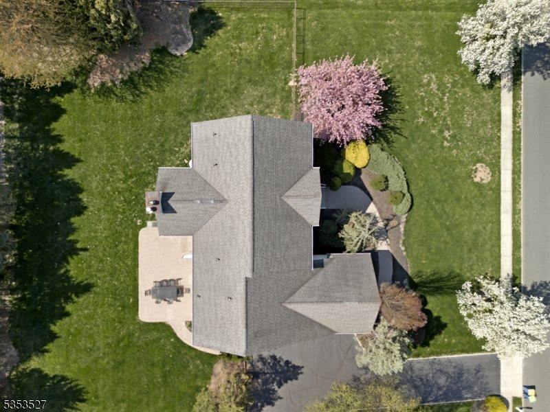 41 Briarwood Drive East, Warren Township, NJ 07059