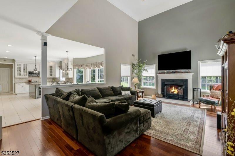 41 Briarwood Drive East, Warren Township, NJ 07059