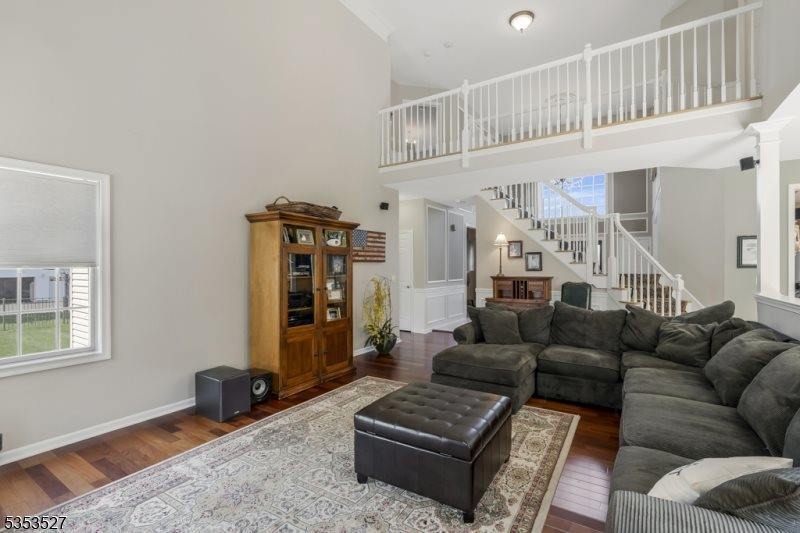 41 Briarwood Drive East, Warren Township, NJ 07059