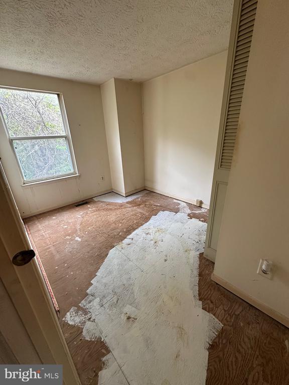 14680 Stone Crossing Court, Centreville, VA 20120