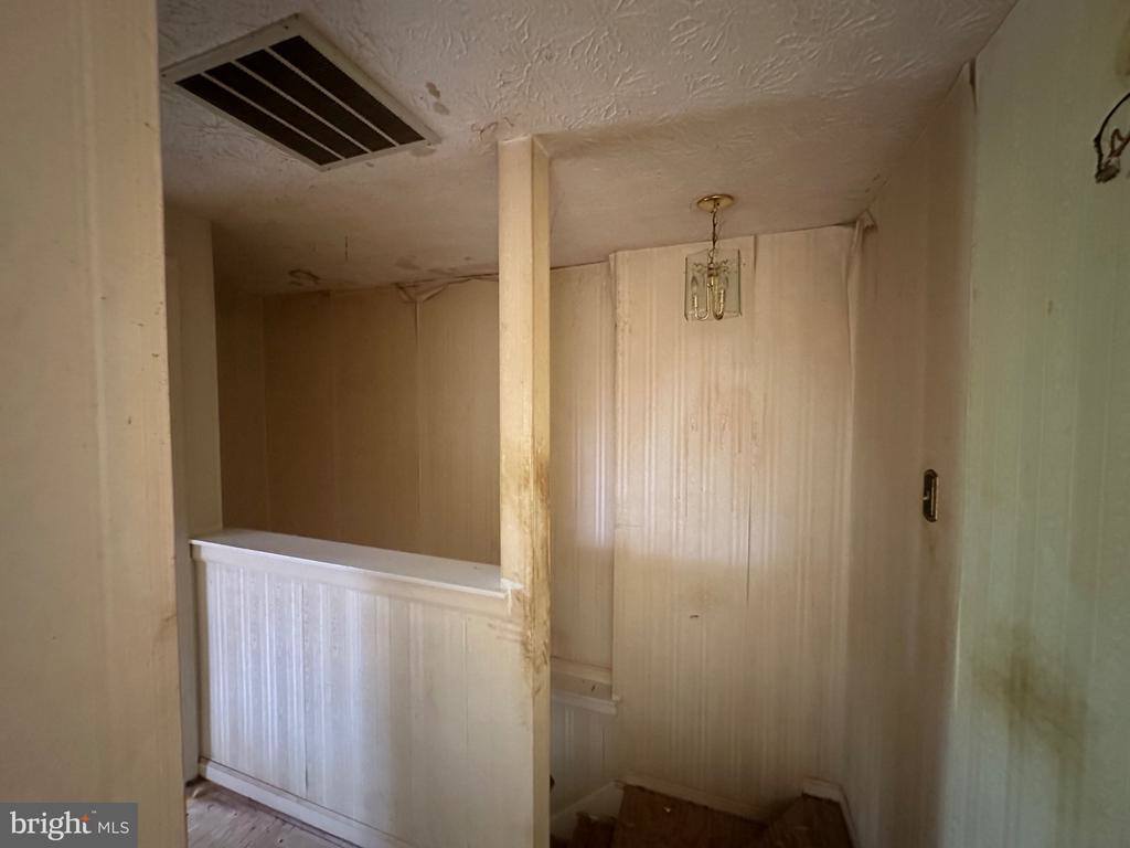 14680 Stone Crossing Court, Centreville, VA 20120