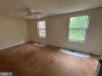 14680 Stone Crossing Court, Centreville, VA 20120