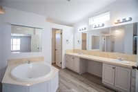 5511 Mesquite Meadow Lane, Bryan, TX 77808