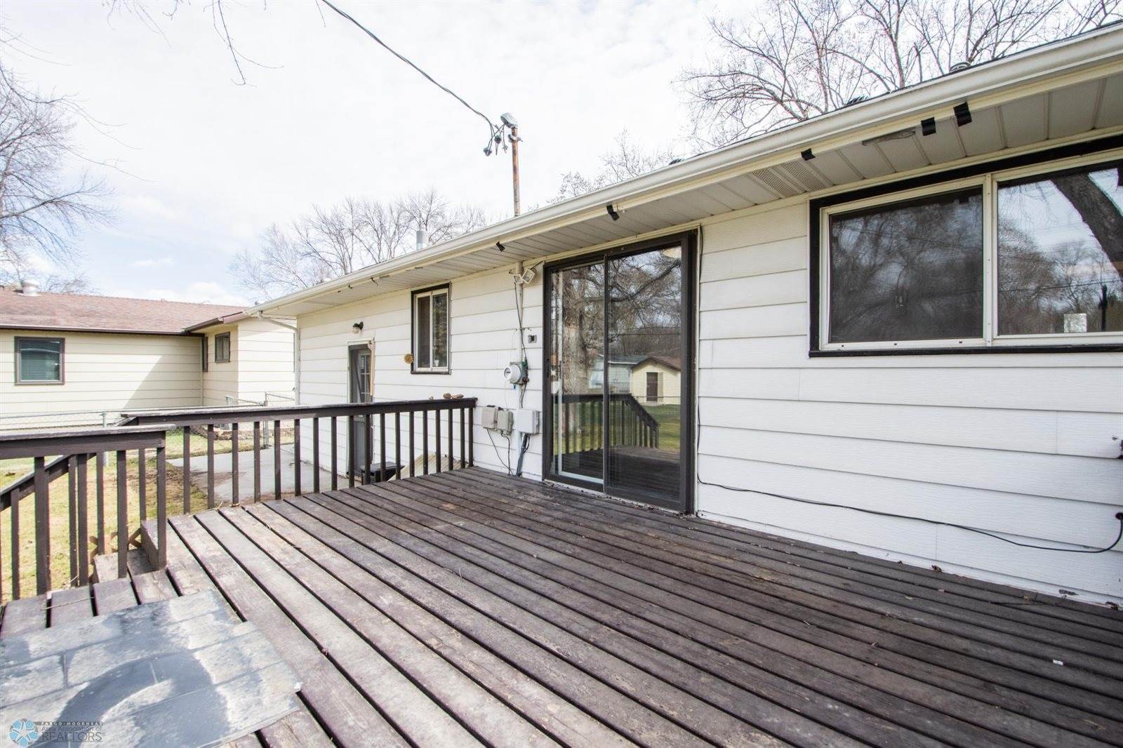 1813 14 1/2 Street South, Fargo, ND 58103