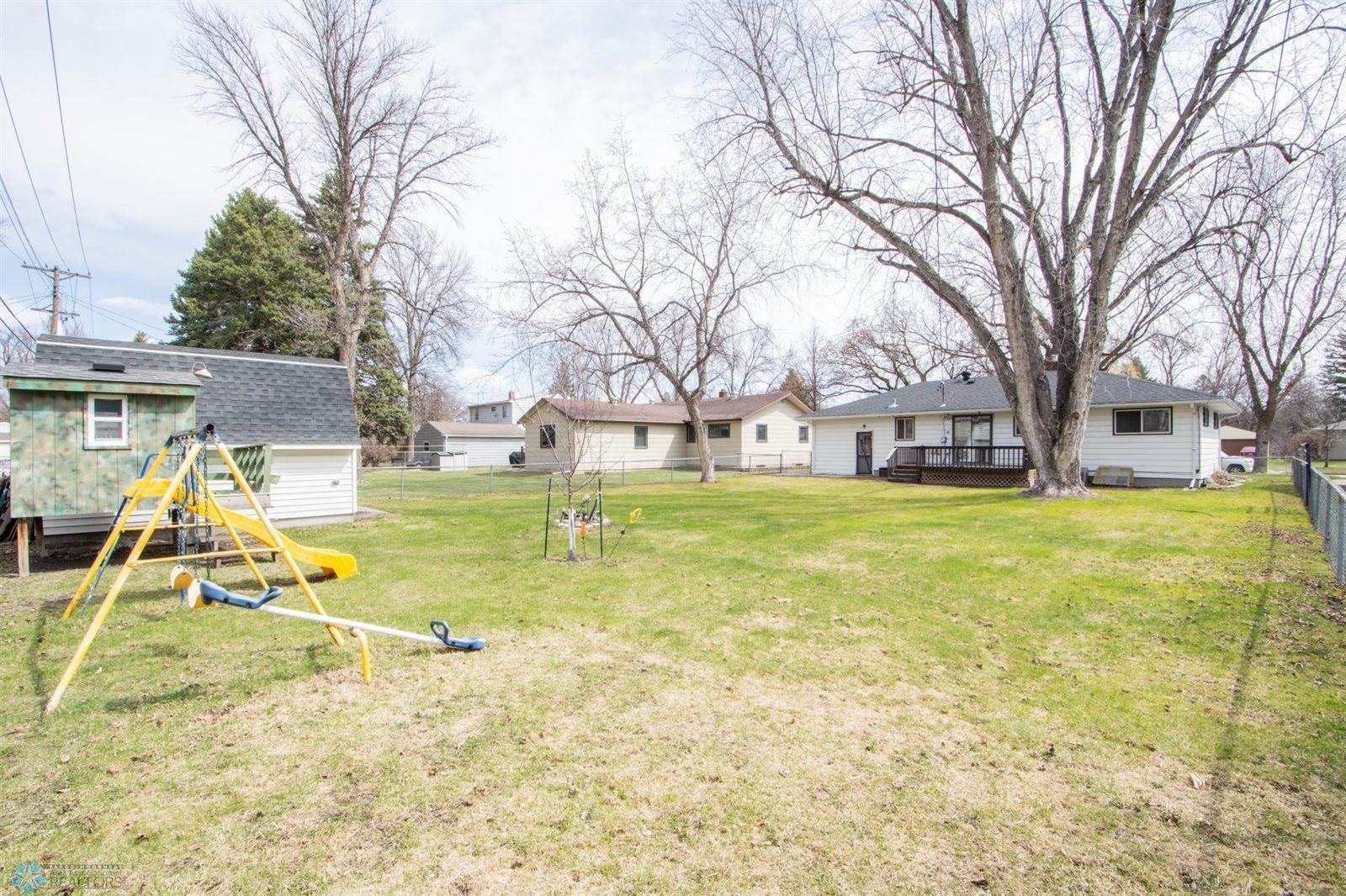 1813 14 1/2 Street South, Fargo, ND 58103