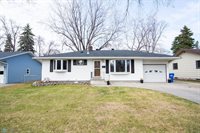 1813 14 1/2 Street South, Fargo, ND 58103