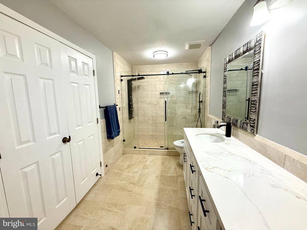 15 Coburn Road, Pennington, NJ 08534