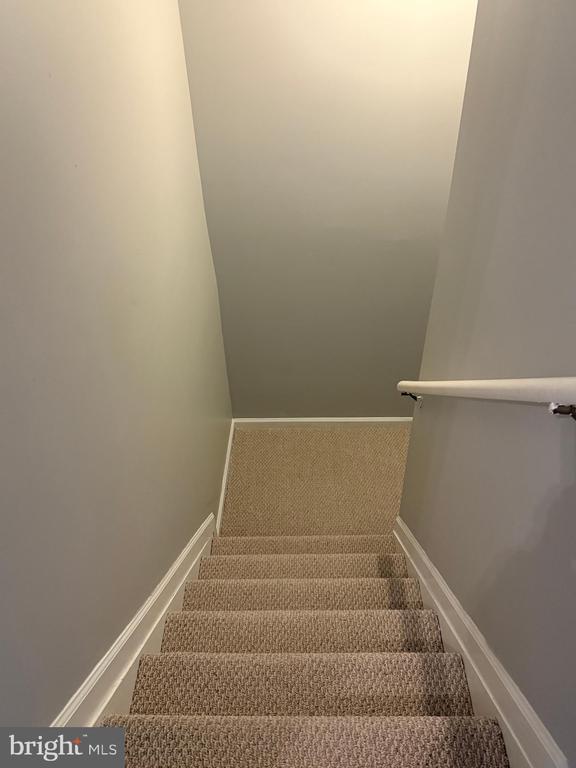 15 Coburn Road, Pennington, NJ 08534