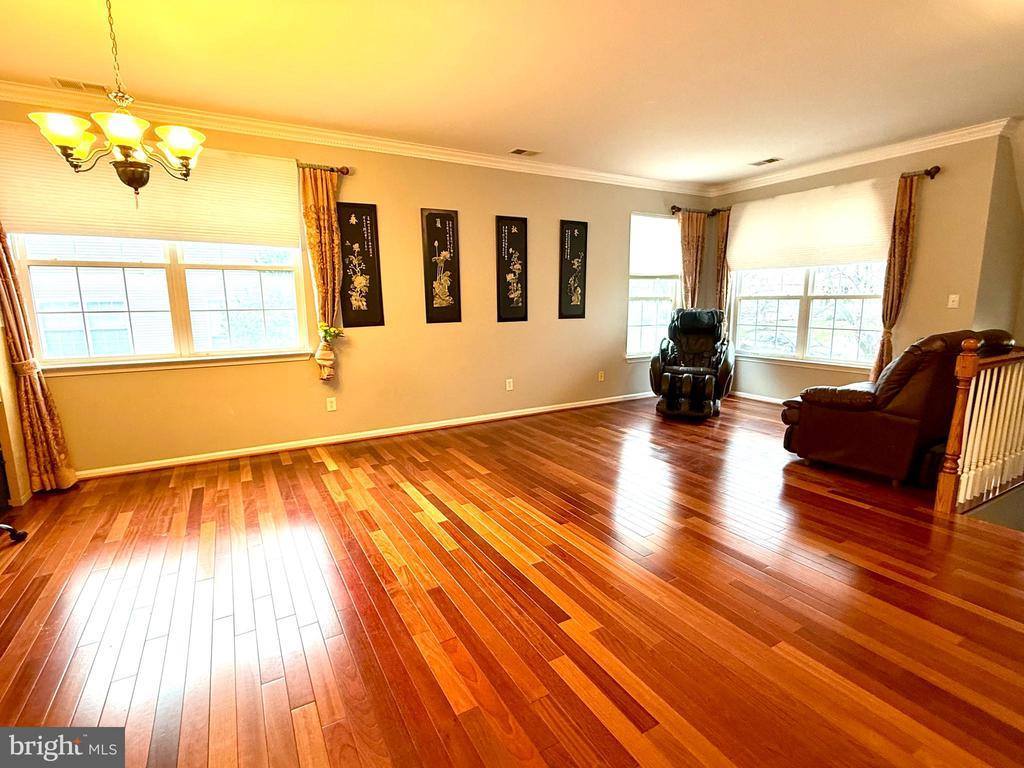 15 Coburn Road, Pennington, NJ 08534