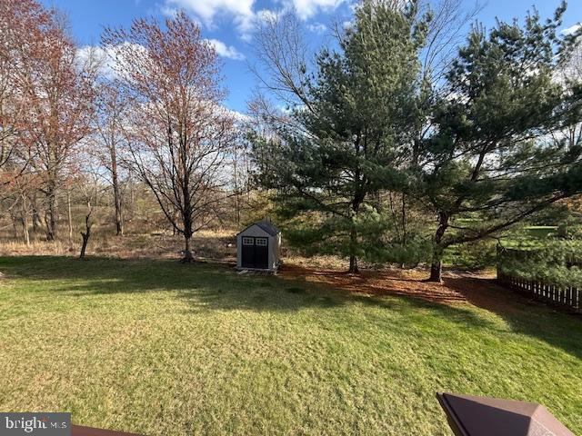 15 Coburn Road, Pennington, NJ 08534