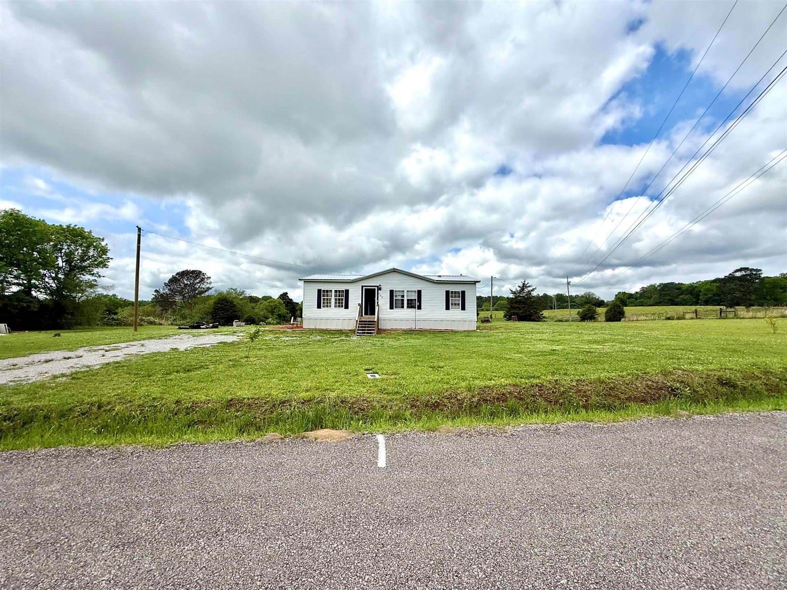 503 Co Rd 1396, Falkville, AL 35622