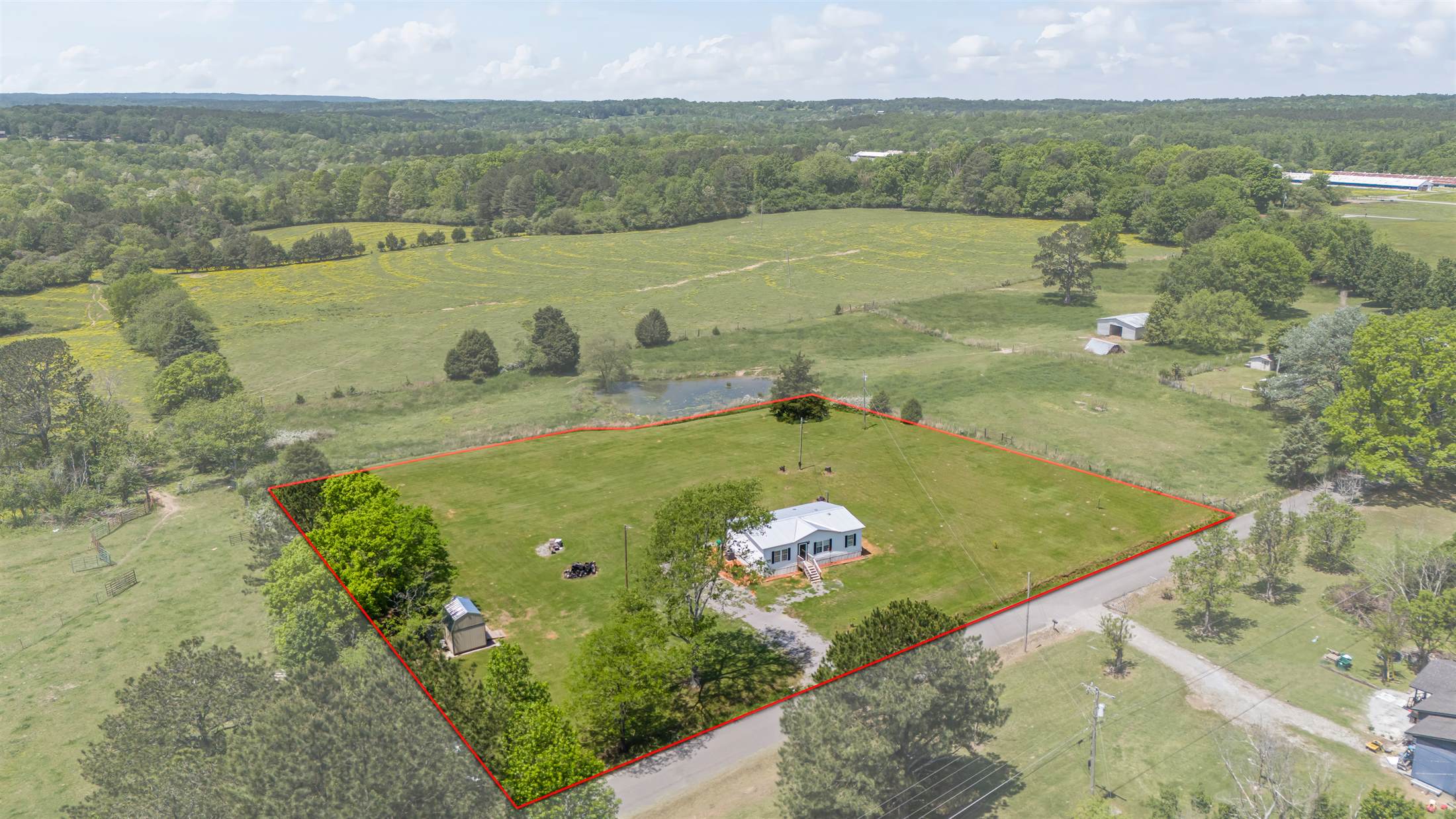 503 Co Rd 1396, Falkville, AL 35622