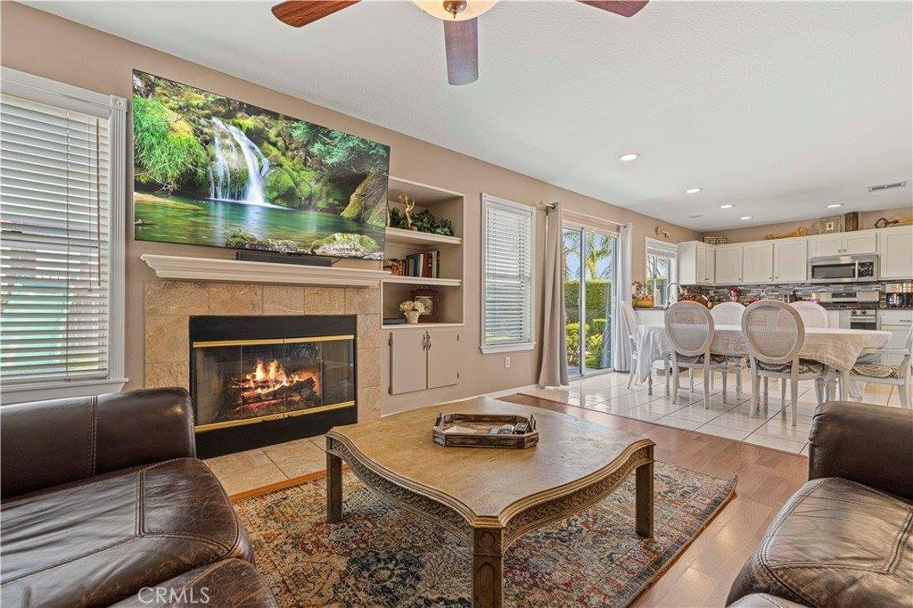 27654 Ron Ridge Drive, Saugus, CA 91350