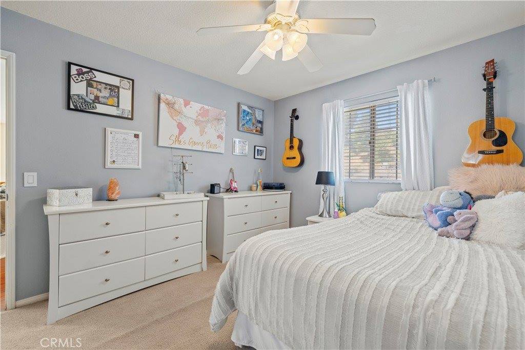 27654 Ron Ridge Drive, Saugus, CA 91350