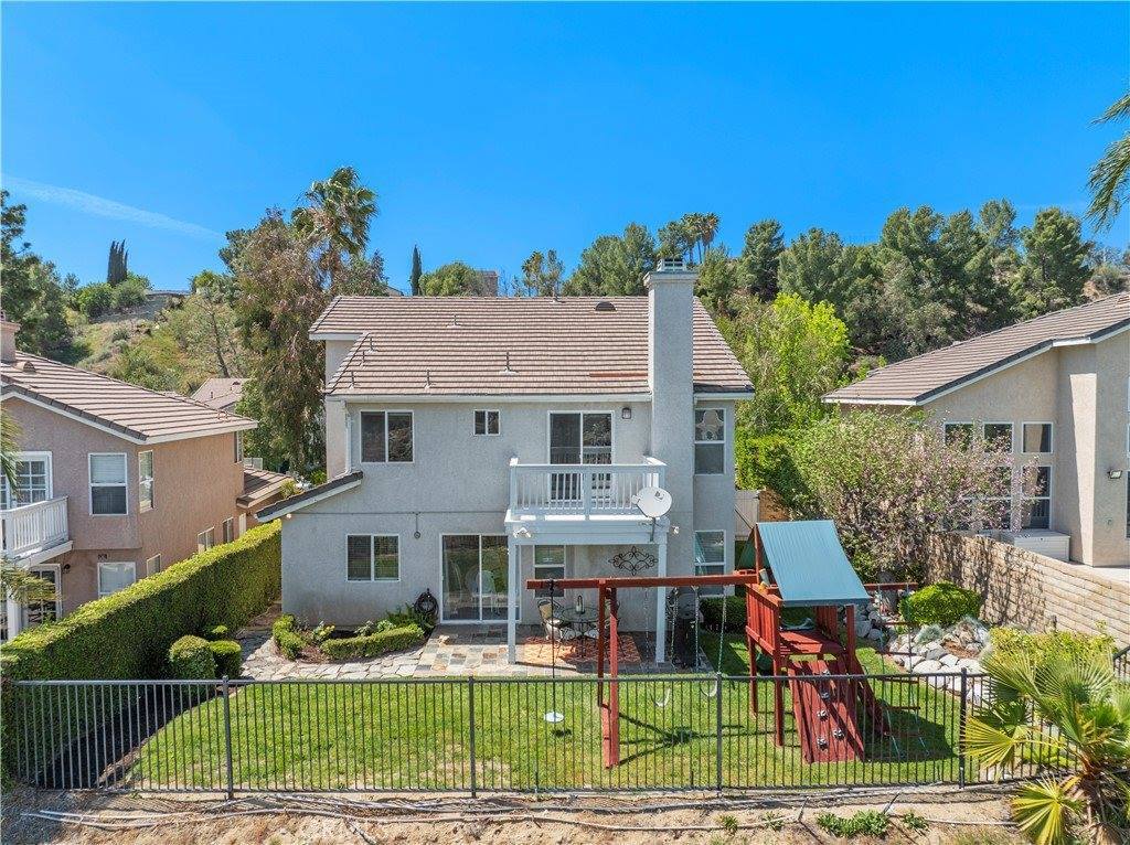 27654 Ron Ridge Drive, Saugus, CA 91350