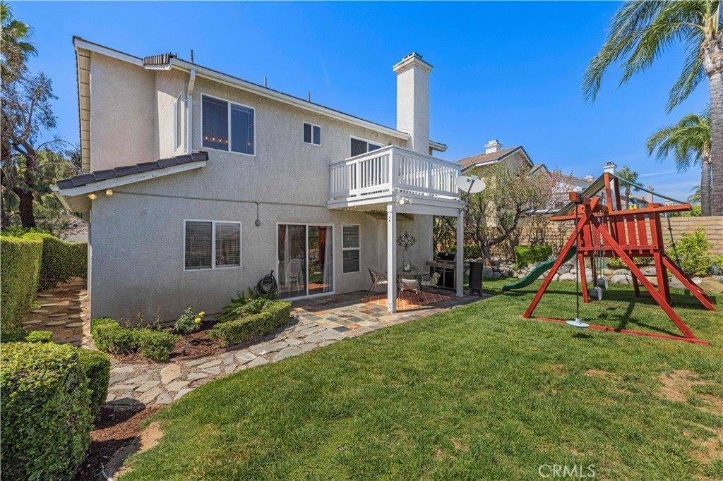 27654 Ron Ridge Drive, Saugus, CA 91350