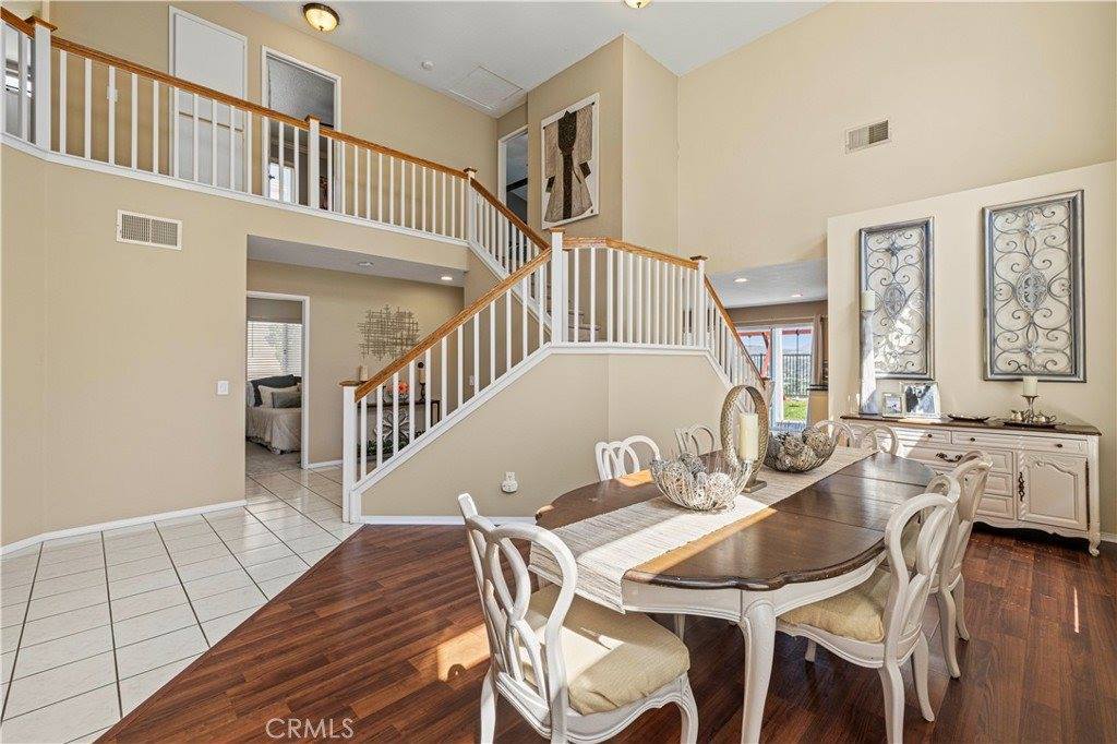 27654 Ron Ridge Drive, Saugus, CA 91350