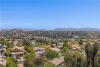 27654 Ron Ridge Drive, Saugus, CA 91350