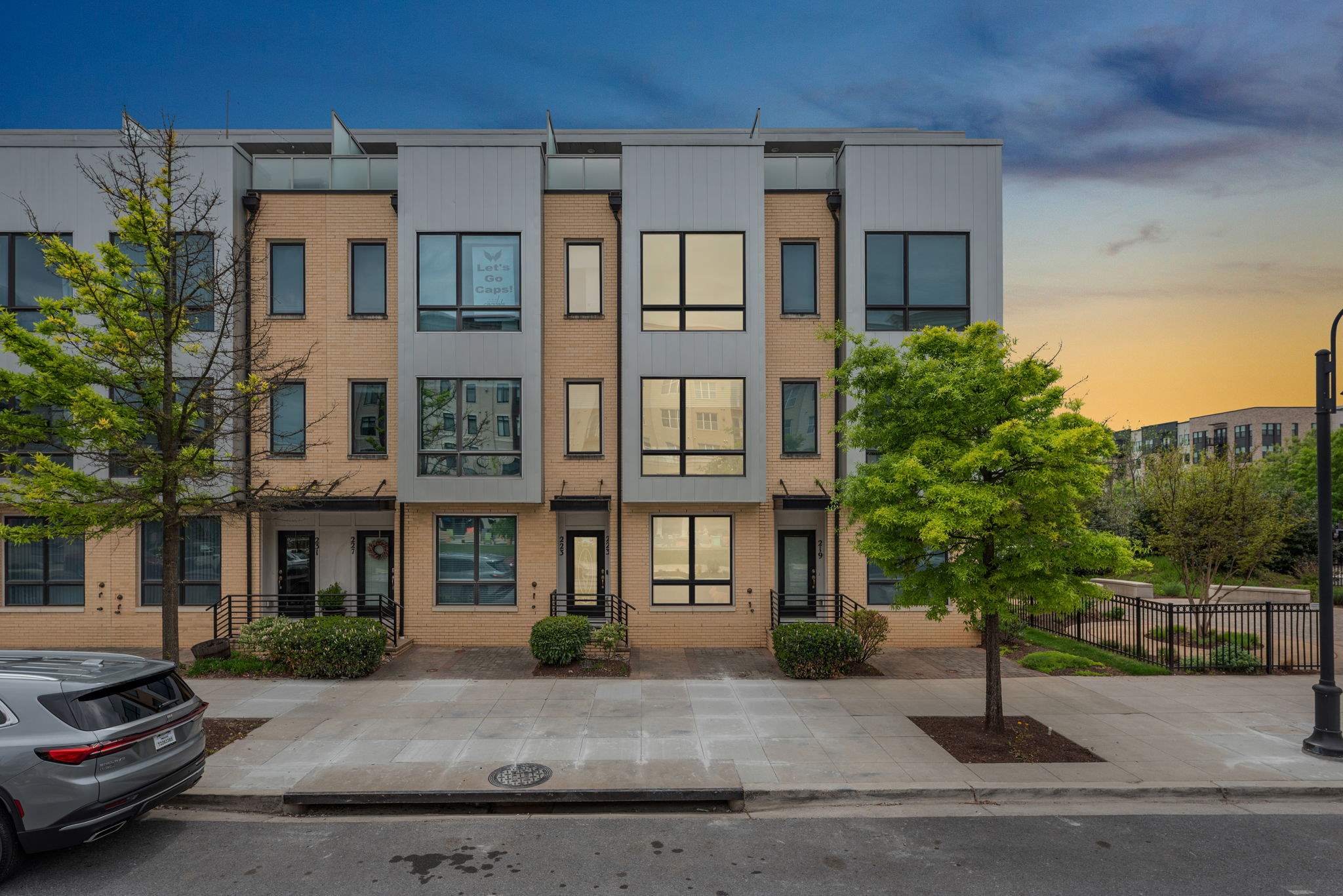 223 Crown Park Ave, Gaithersburg, MD 20878