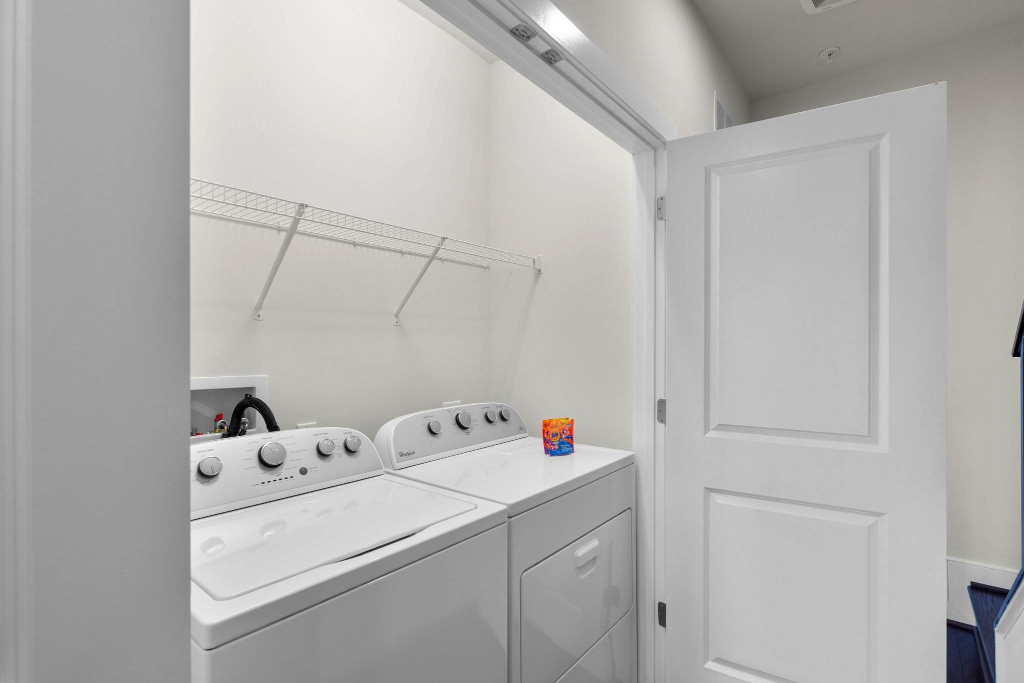 223 Crown Park Ave, Gaithersburg, MD 20878