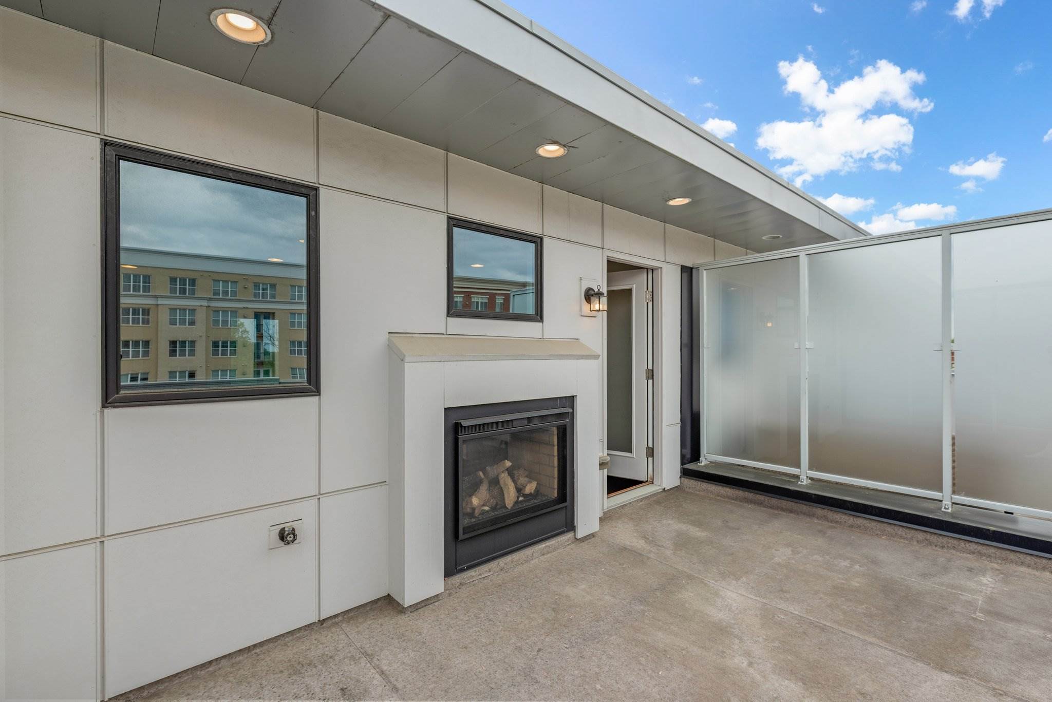 223 Crown Park Ave, Gaithersburg, MD 20878