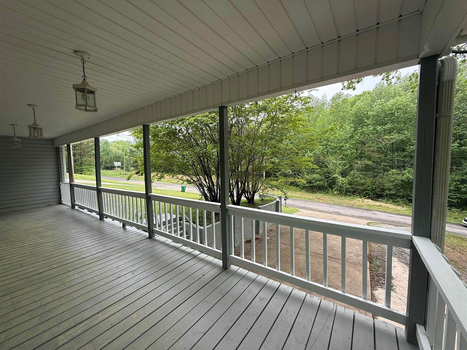 45 Co Rd 1424, Vinemont, AL 35179