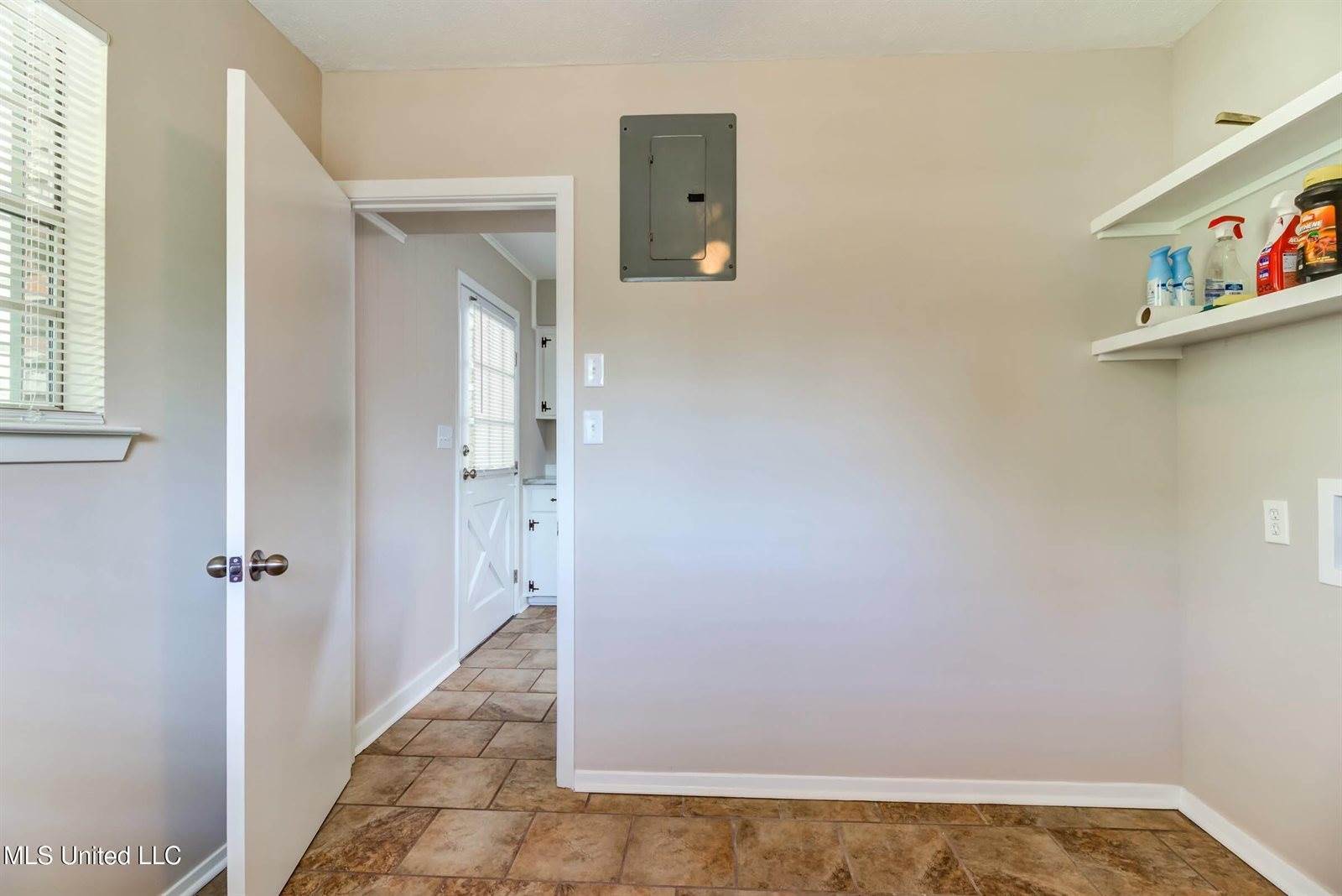 118 Clower Avenue, Long Beach, MS 39560