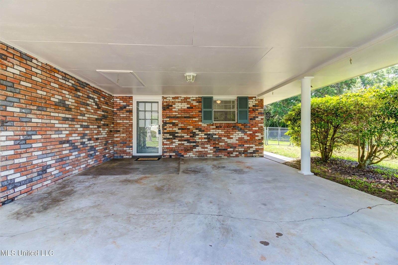 118 Clower Avenue, Long Beach, MS 39560