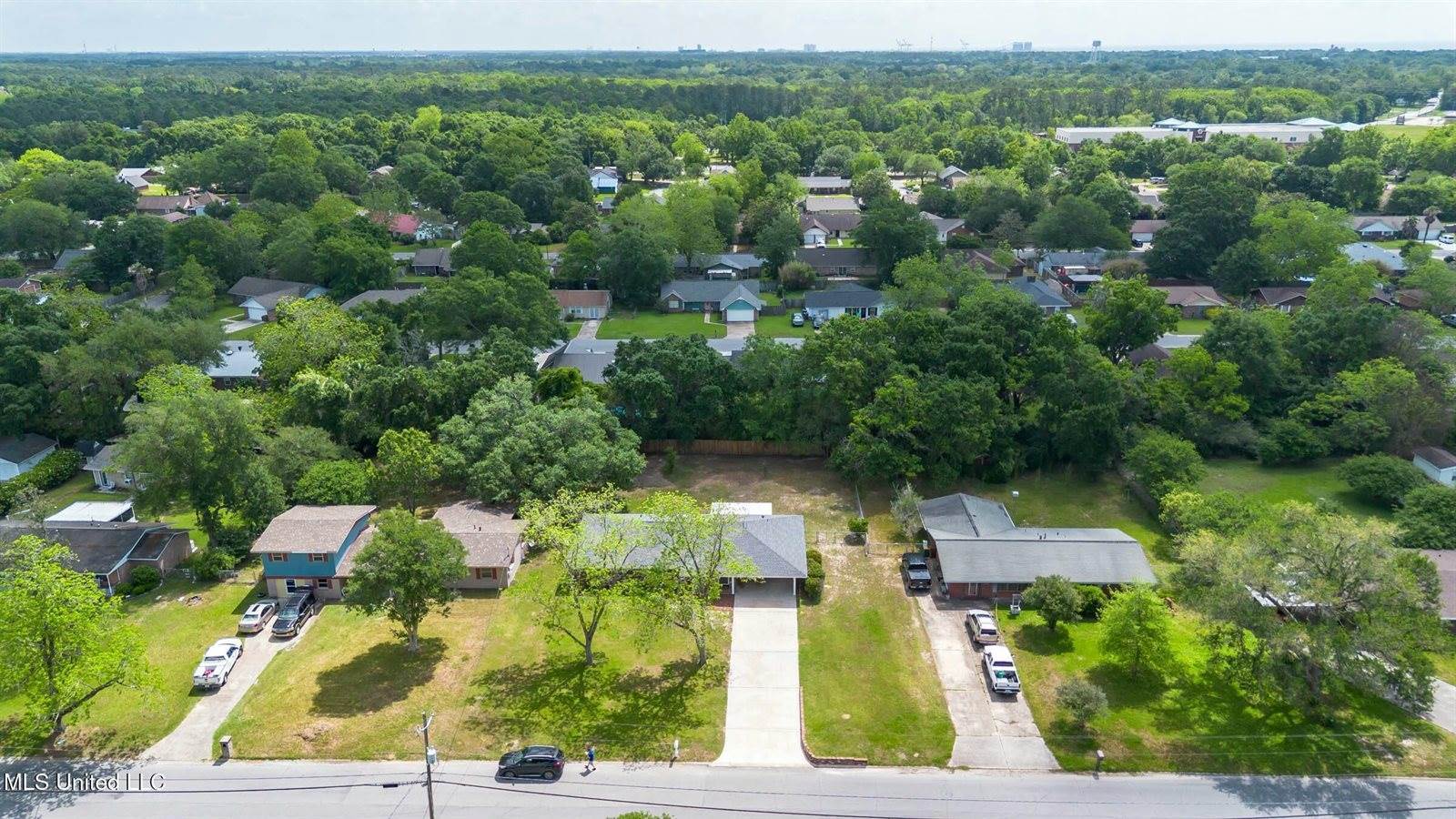 118 Clower Avenue, Long Beach, MS 39560