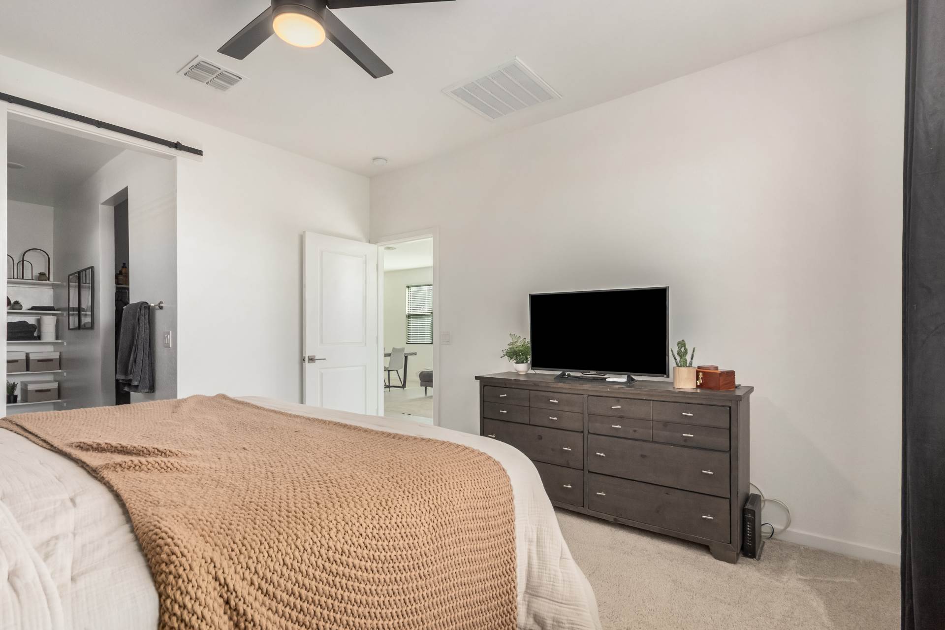 3907 E Archer Dr, San Tan Valley, AZ 85140