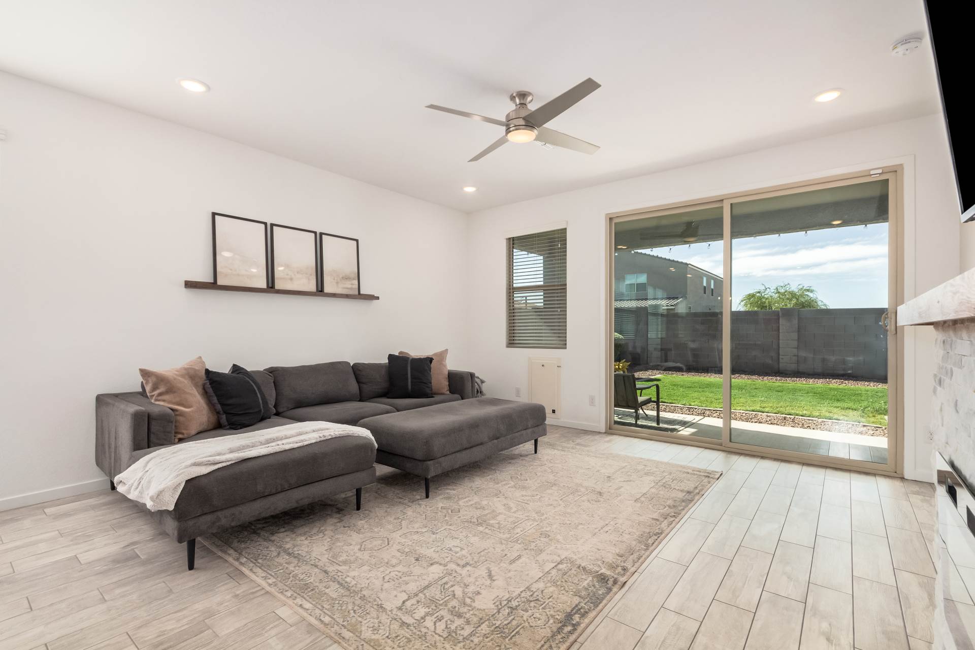 3907 E Archer Dr, San Tan Valley, AZ 85140