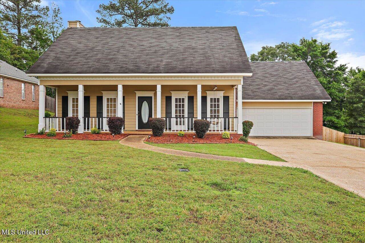 102 Parkview Lane, Brandon, MS 39047