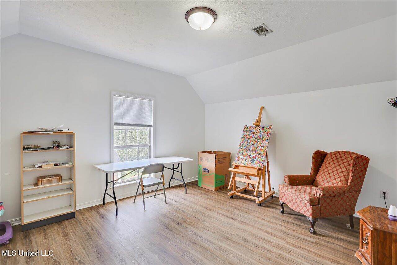 102 Parkview Lane, Brandon, MS 39047