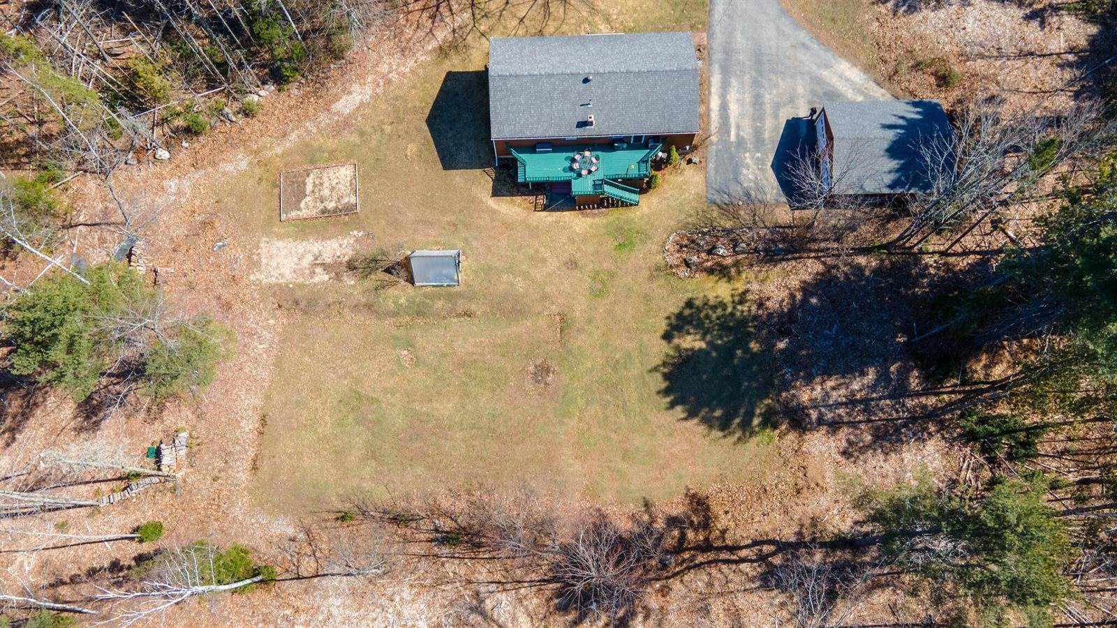 41 Leavitt Lane, Glenburn, ME 04401