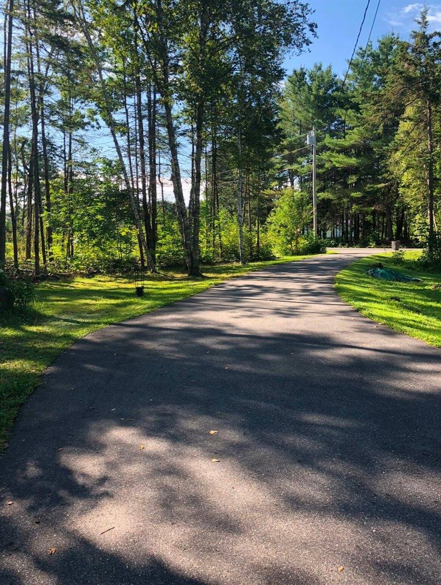 41 Leavitt Lane, Glenburn, ME 04401