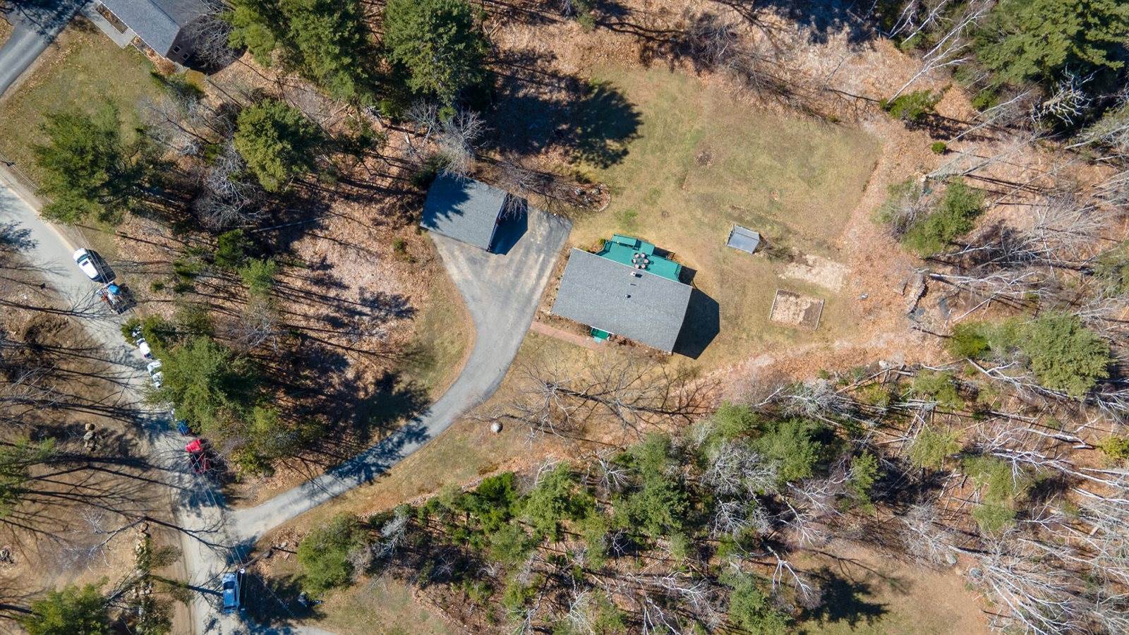 41 Leavitt Lane, Glenburn, ME 04401