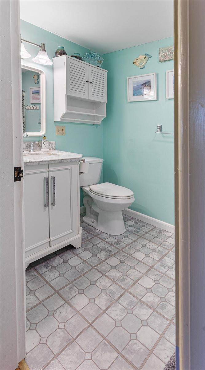 41 Leavitt Lane, Glenburn, ME 04401