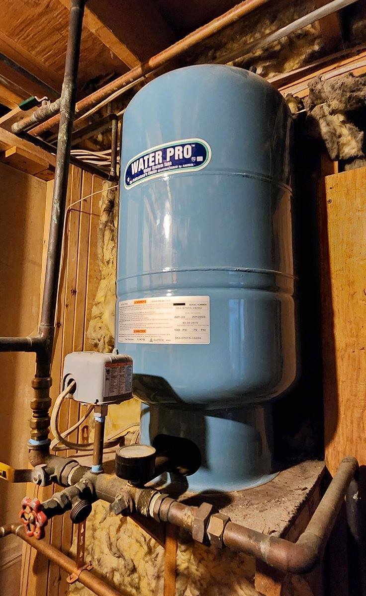 41 Leavitt Lane, Glenburn, ME 04401