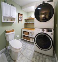 41 Leavitt Lane, Glenburn, ME 04401