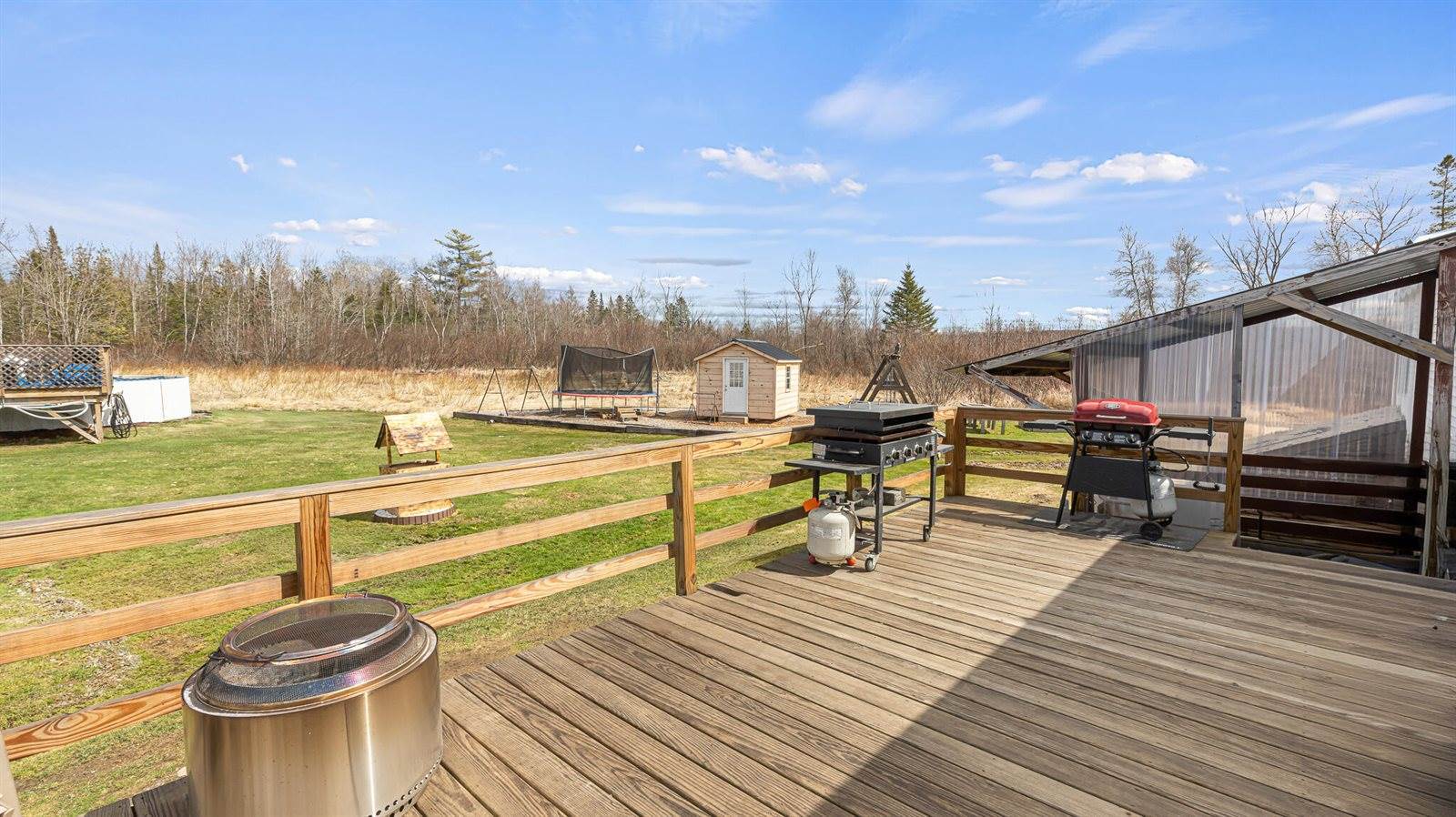 42 Tate Road, Corinth, ME 04427