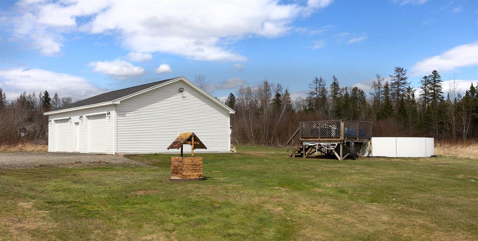 42 Tate Road, Corinth, ME 04427