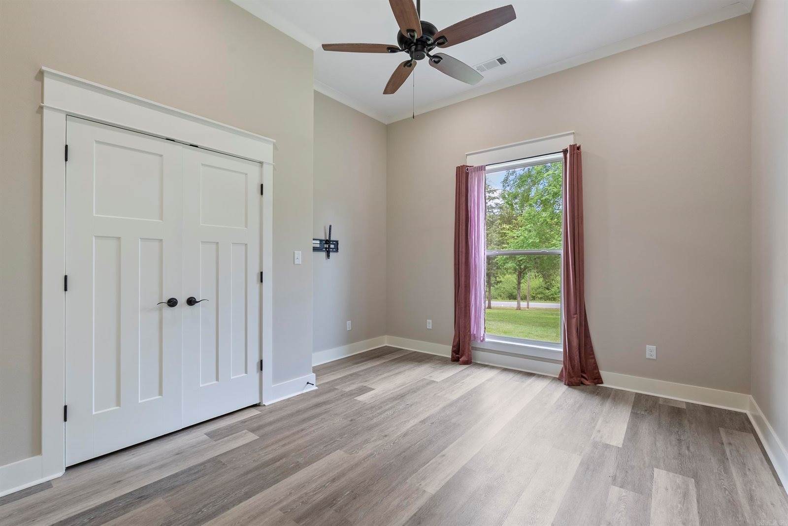 399 W Republican Road, Greenbrier, AR 72058