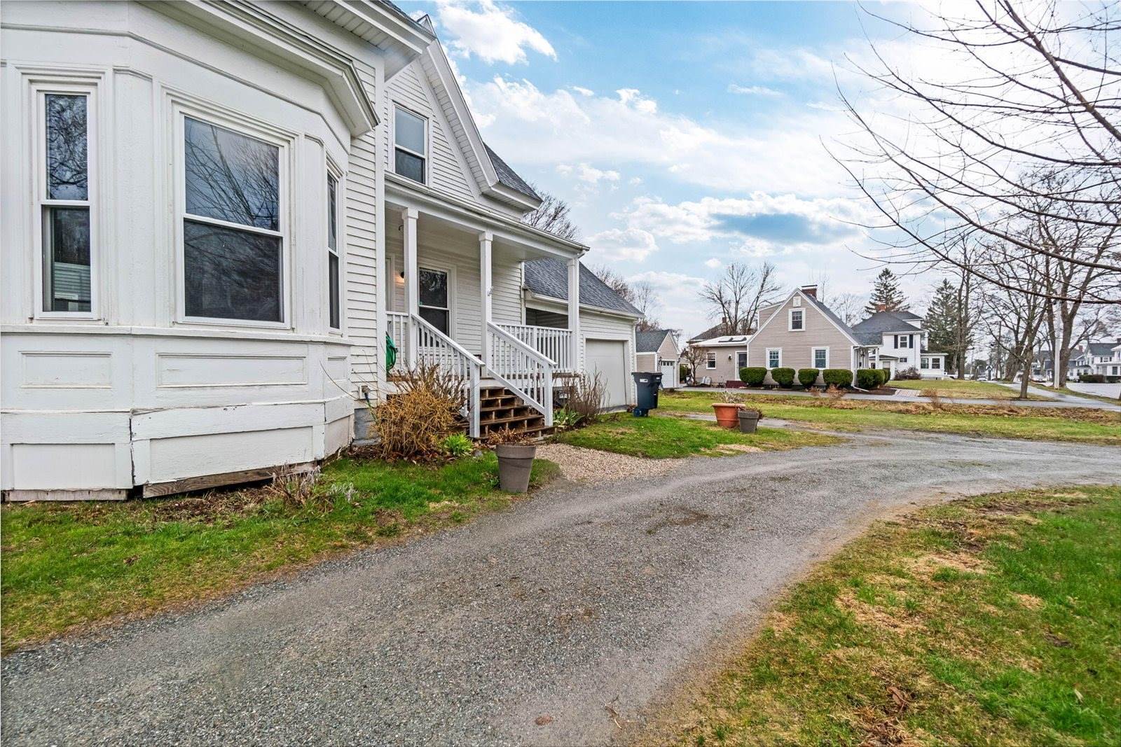 32 Webster Avenue, Bangor, ME 04401