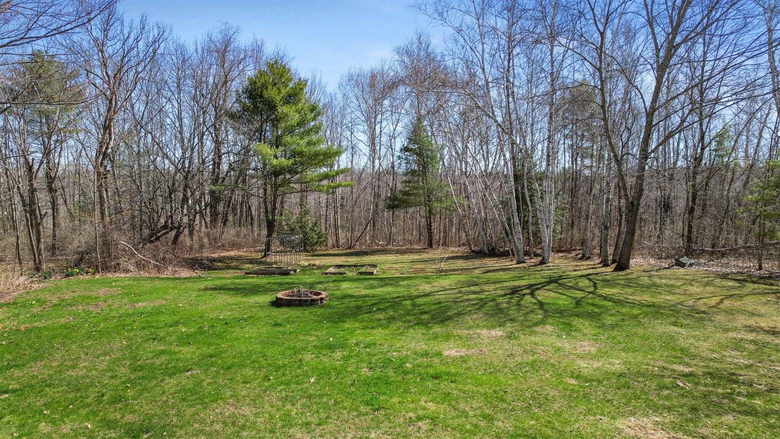 135 Williams Road, Newport, ME 04953