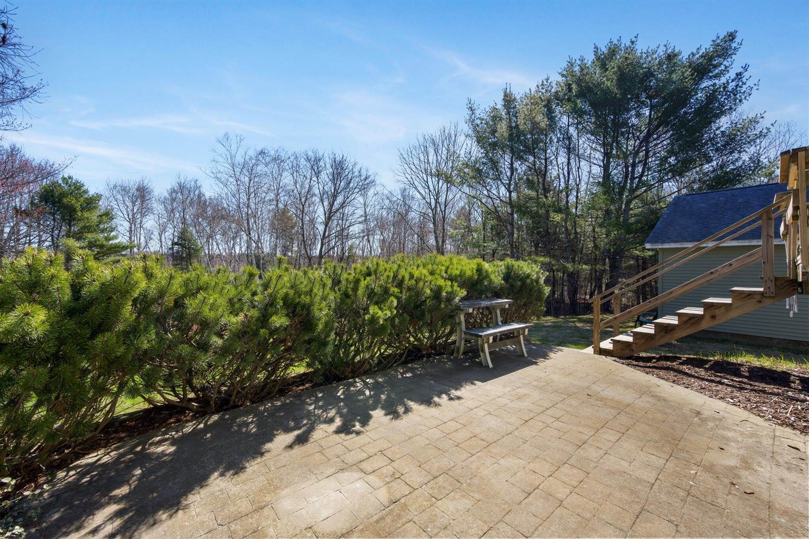 135 Williams Road, Newport, ME 04953