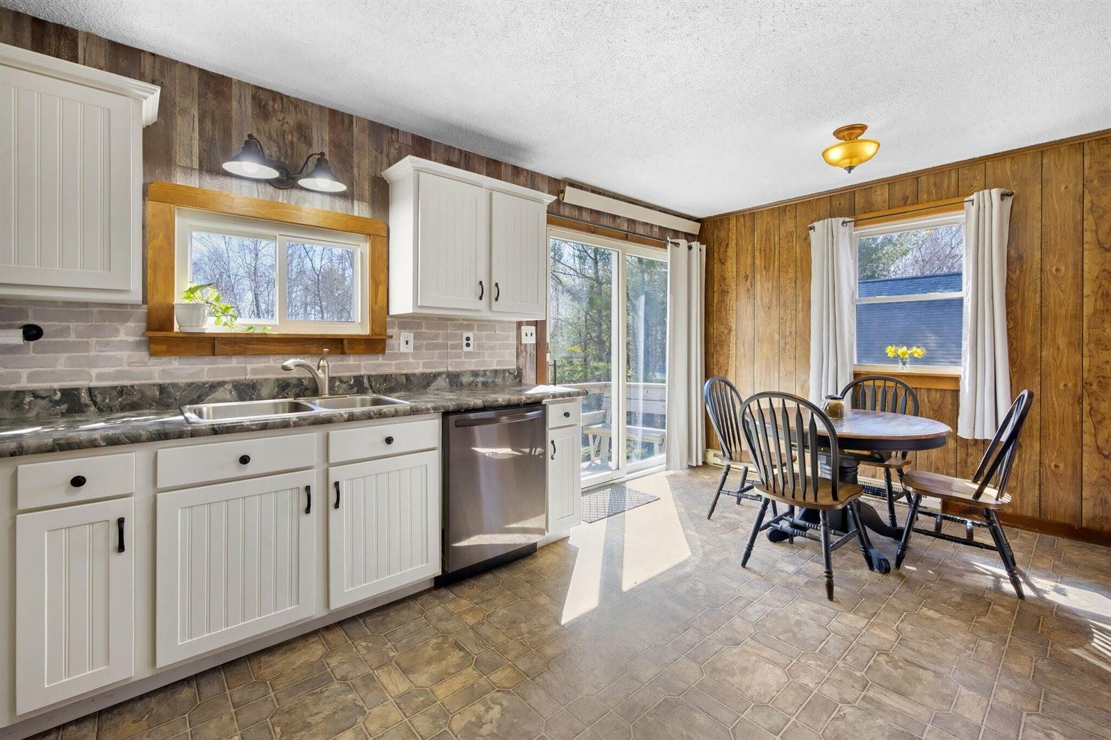 135 Williams Road, Newport, ME 04953