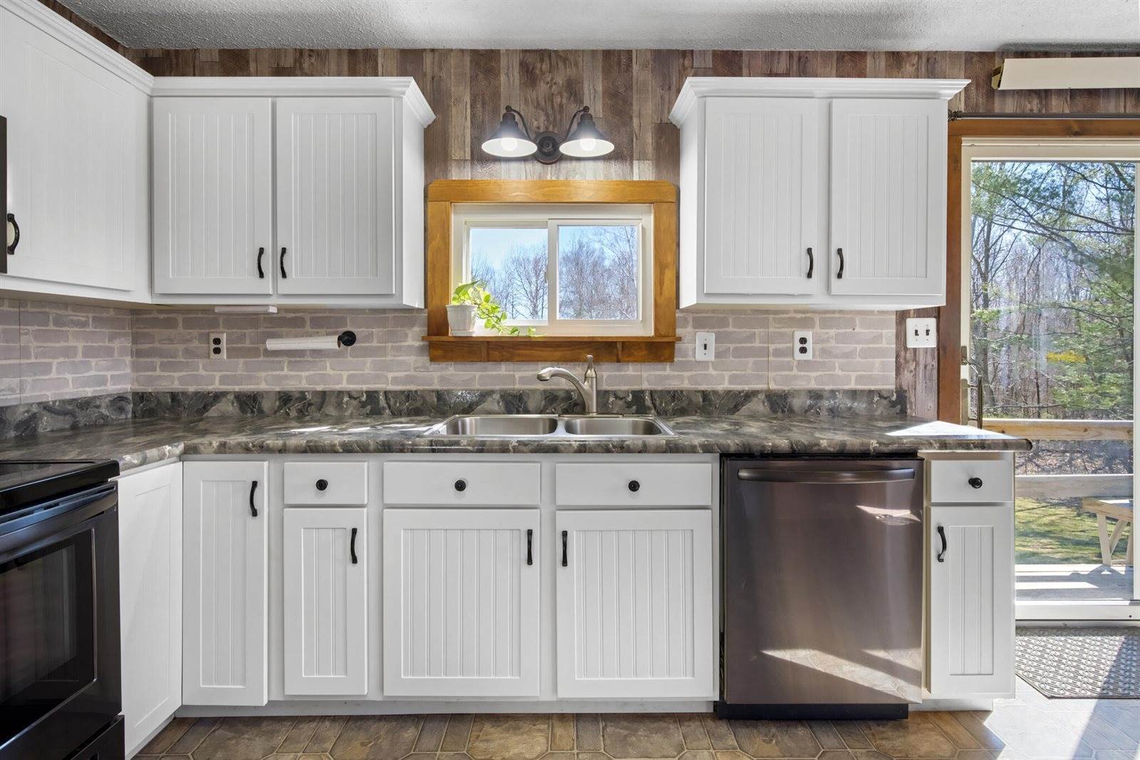 135 Williams Road, Newport, ME 04953