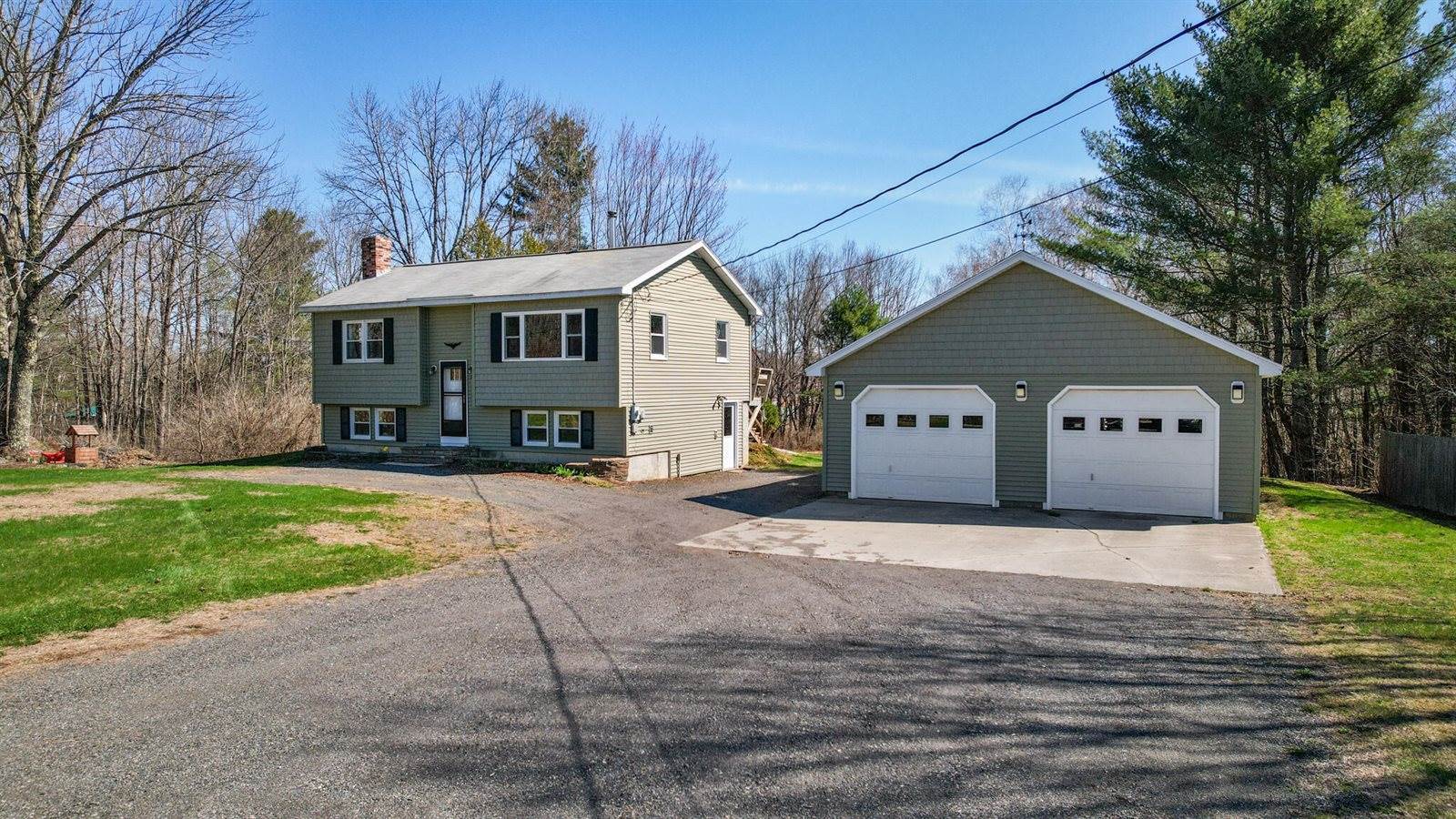 135 Williams Road, Newport, ME 04953