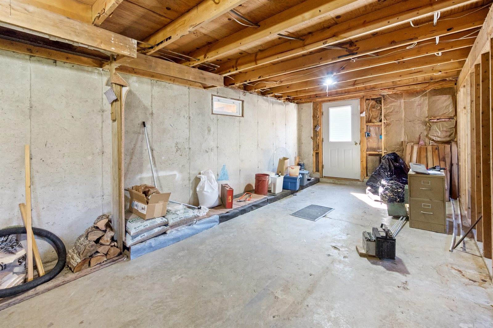 135 Williams Road, Newport, ME 04953