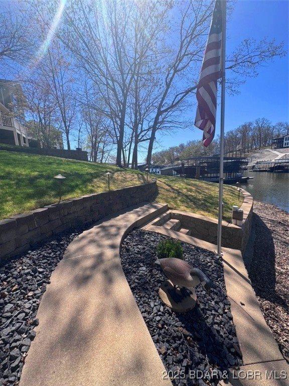 10 Blue Heron Court, Camdenton, MO 65020